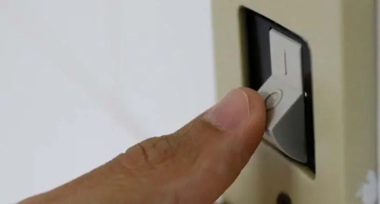Taxa extra na conta de luz deixa de ser cobrada