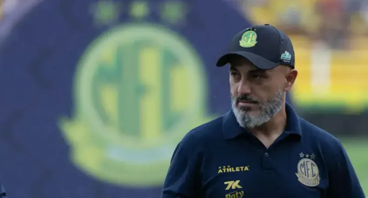 Técnico do Mirassol vira plano A do Botafogo para 2026