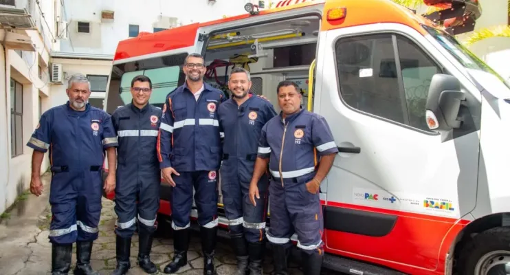 Teixeira de Freitas fortalece a saúde com nova ambulância para o SAMU 