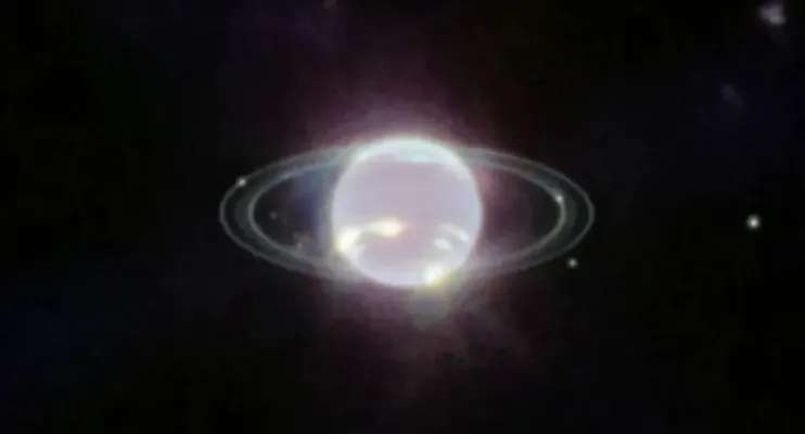 Telescópio James Webb confirma auroras em Netuno