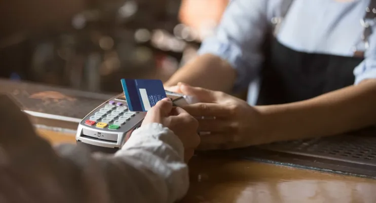 Tentativas de fraudes a consumidores passaram de 837 mil em outubro