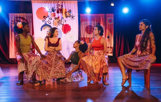 Terças Culturais: Teatro Módulo apresenta espetáculo “Reflorescer Mulher”