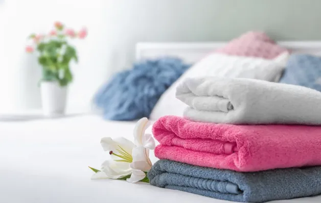 Toalhas de banho ásperas? Veja como recuperar a maciez em casa