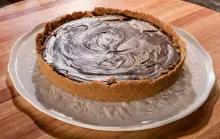 Torta de brigadeiro simples e gelada para ocasiões especiais