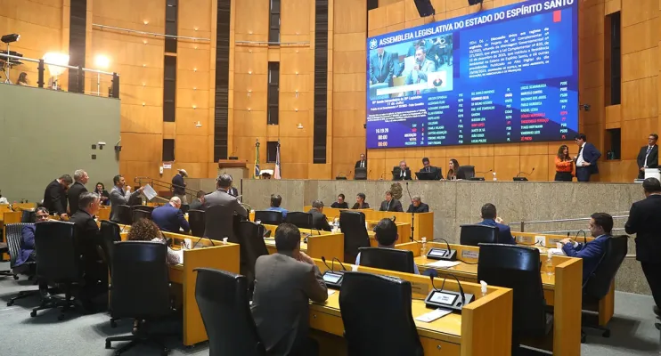 Trabalhos legislativos retornam nesta terça (1º)