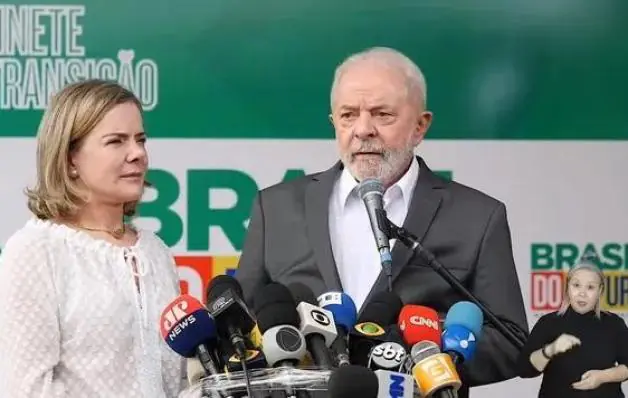 Transição faz diagnóstico 'detalhado' e busca medidas para melhorar situação do país, diz Lula
