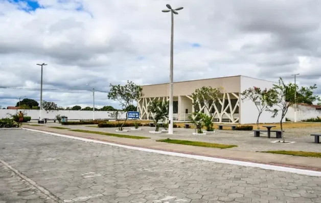 Trânsito sofrerá mudanças no entorno dos cemitérios para o Dia de Finados, em Linhares