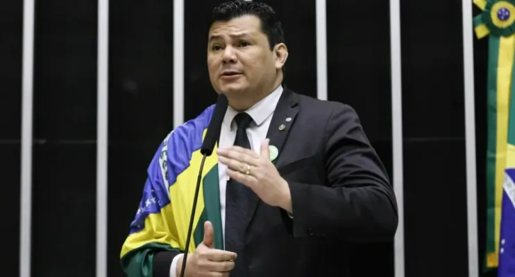 TRE confirma punição e torna Gilvan da Federal inelegível por oito anos