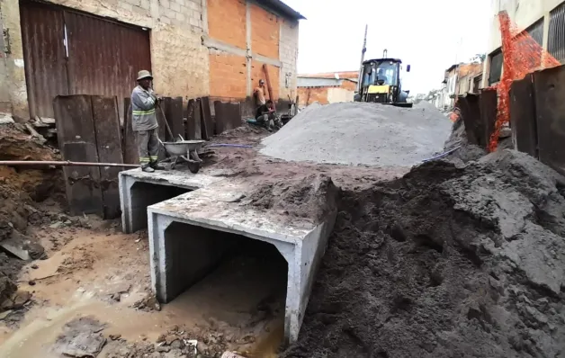 Trecho inicial da macrodrenagem muda escoamento após chuva intensa em Pinheiros