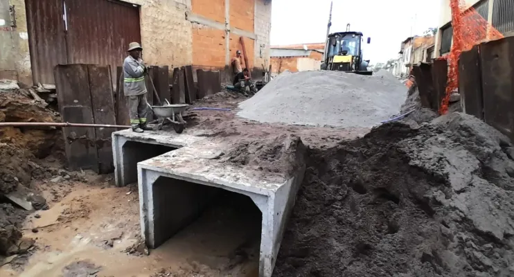 Trecho inicial da macrodrenagem muda escoamento após chuva intensa em Pinheiros