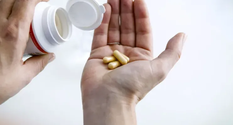 Três suplementos que você deve evitar: farmacêutica faz alerta