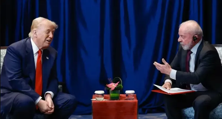 Trump elogia reunião, não garante acordo e cita os 80 anos de Lula hoje