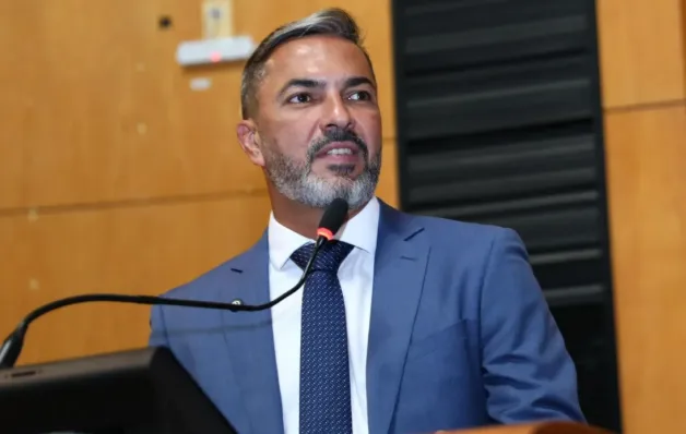 Tyago Hoffmann deixa Secretaria de Saúde e retorna à Assembleia Legislativa do ES