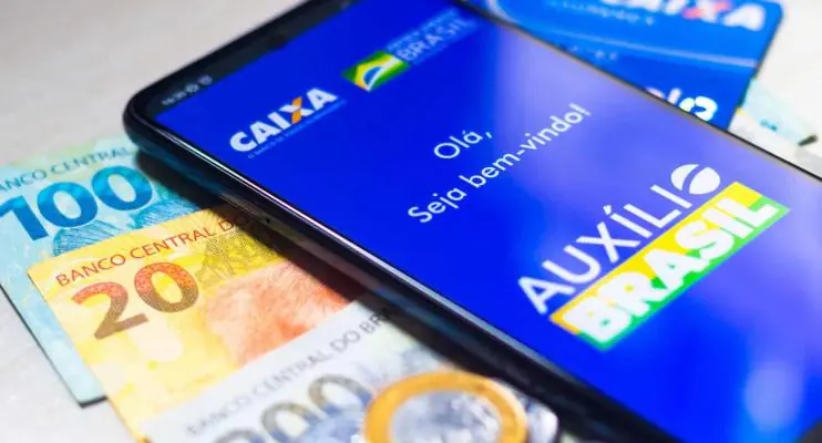Última parcela de agosto do Auxílio Brasil é paga hoje