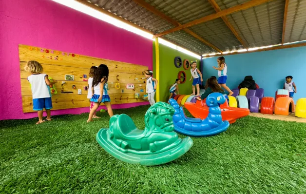 Um sonho coletivo que virou realidade: CEIM Branca de Neve inaugura o “Cantinho Colorido”