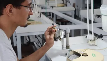 Único curso de lapidação do Nordeste é ministrado no Centro Gemológico da Bahia em Salvador