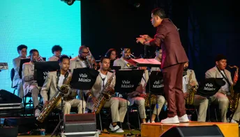 Vale Música Jazz Band lança álbum em concerto gratuito na Praia da Costa