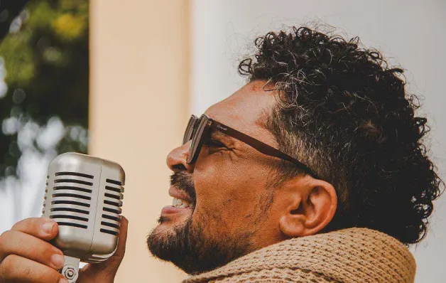 Vanessa Ferr e Anderson Andrade se apresentam no I Encontro Arte Inclusiva, na Apae Serra