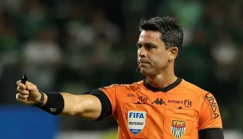 Vasco cobra afastamento de juiz após empate com o Inter
