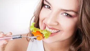 Veja 8 alimentos para fortalecer o cabelo