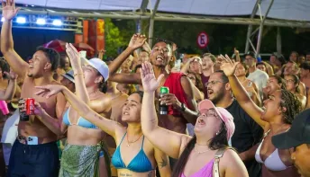Verão 2026: fim de semana terá mais de 30 atrações musicais nas praias de Pontal do Ipiranga, Povoação e Regência