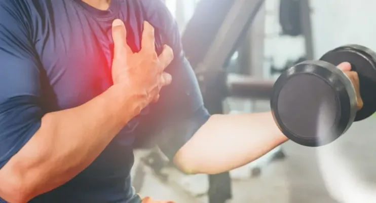 Verão, treino intenso e esteroides: entenda os riscos cardíacos envolvidos