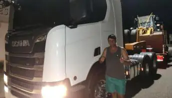 Vereador capixaba Marcelo Lovati renuncia mandato para virar caminhoneiro