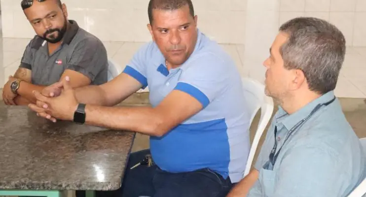 Vereador Cleber Serrinha busca solução para levar qualidade de vida aos moradores do bairro Palmeiras na Serra