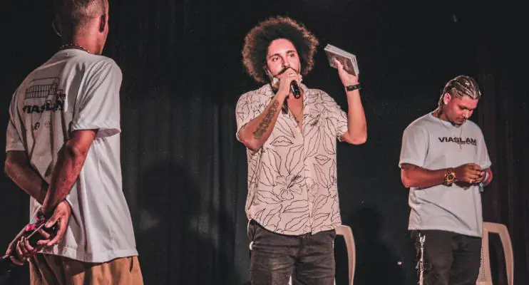 Via Slam movimenta cidade de Viana com batalha de poesia falada