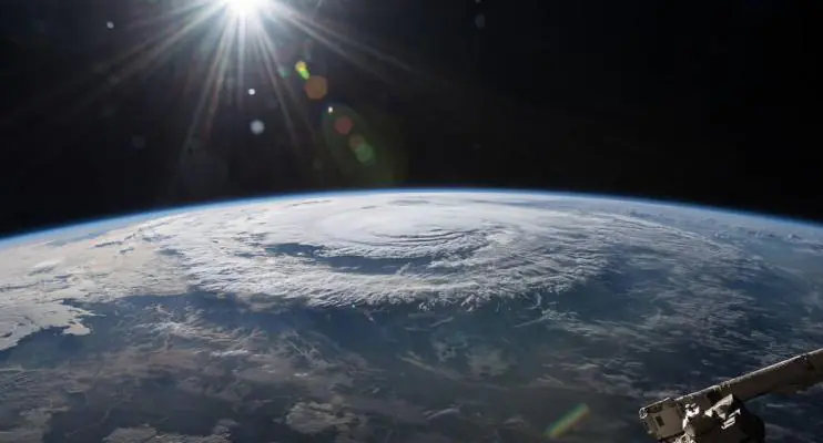 Viagem que levará brasileiro ao espaço é remarcada para sábado 