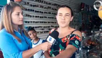 Vídeo: Lama na rua Macaúba está adoecendo moradores em Teixeira de Freitas
