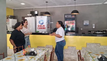 Vigilância Sanitária de Linhares orienta comerciantes para um verão mais seguro nas praias