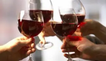 Vinho pode ajudar na saúde sexual das mulheres