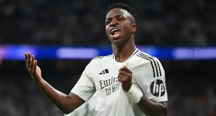 Vini Jr. e mais 2 brasileiros concorrem à Bola de Ouro; Raphinha e CR7 fora