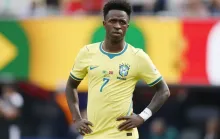 Vini Jr explica por que não bateu pênalti decisivo: 'Ancelotti que escolhe'