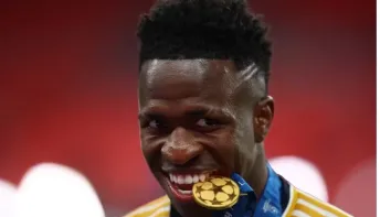 Vini Júnior é eleito o melhor jogador da Champions League