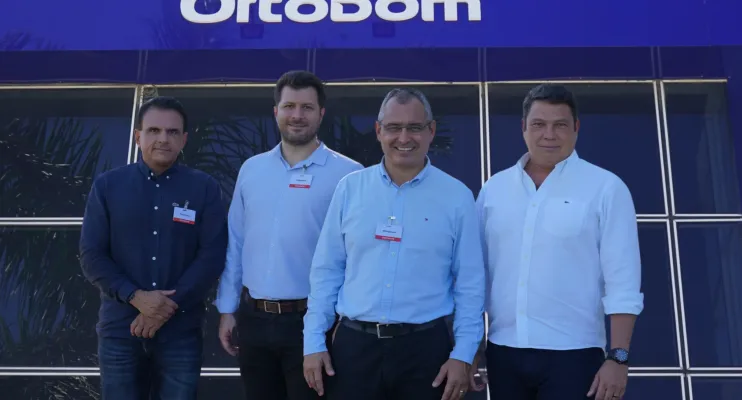 Visita à fábrica da Ortobom no RJ abre caminho para novos investimentos em São Mateus