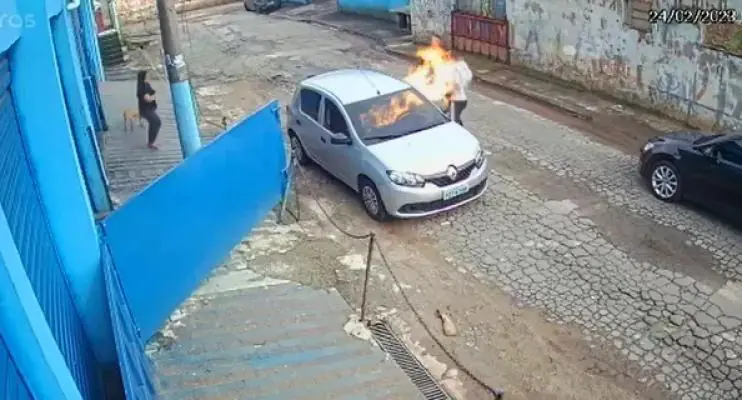 Homem ameaçou marido de colega de trabalho um dia antes de queimá-lo vivo