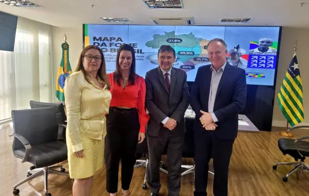 Casagrande e Cyntia Grillo se reúne com ministro do Desenvolvimento e Assistência Social em Brasília