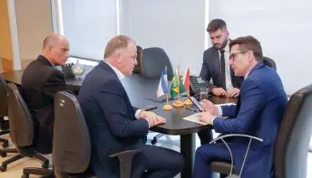 Casagrande apresenta projetos de macrodrenagem e habitação em reunião com ministro das Cidades