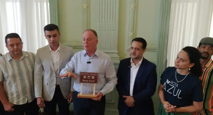 Casagrande faz alerta para preservação ambiental ao sancionar lei de Gandini que cria rota nas montanhas