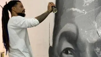 Projeto leva arte do grafite para escola do sistema prisional