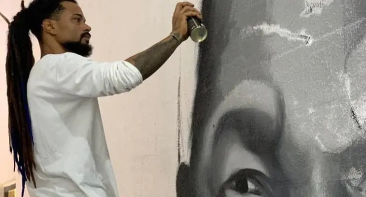 Projeto leva arte do grafite para escola do sistema prisional