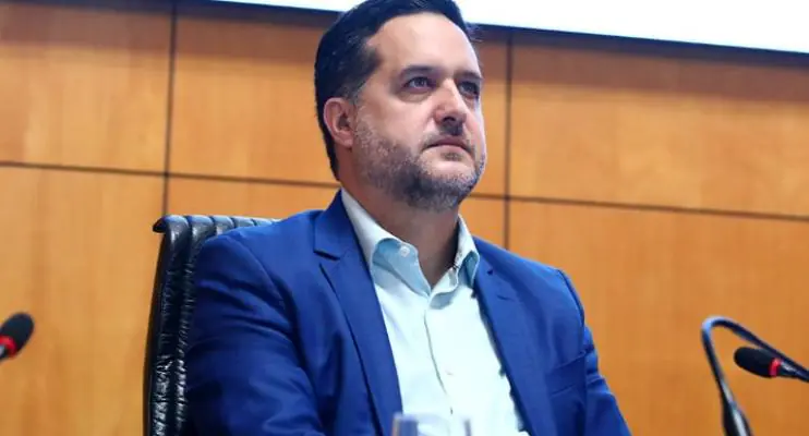 Comissão de Meio Ambiente fiscaliza as compensações ambientais da Vale na praia de Camburi