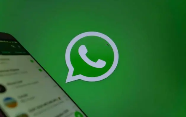 WhatsApp libera possibilidade de reagir a mensagens com emojis