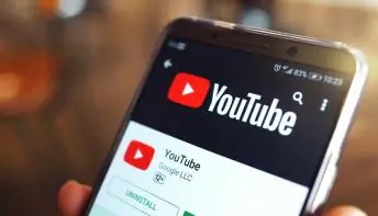 YouTube remove vídeo em que Bolsonaro defende voto impresso